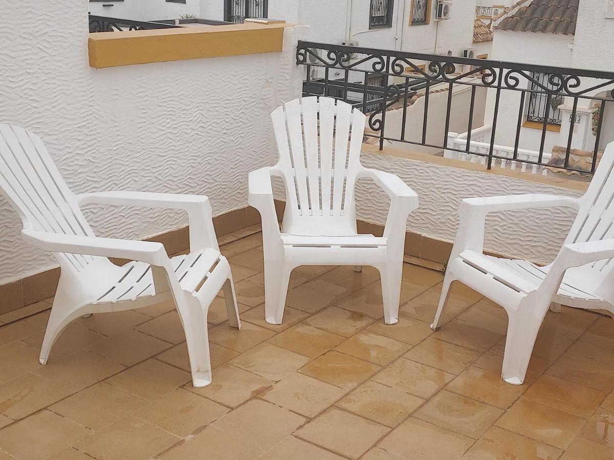 Orihuela - Sleeps 6 - Pool - Parking - Petfriendly Villa Bagian luar foto