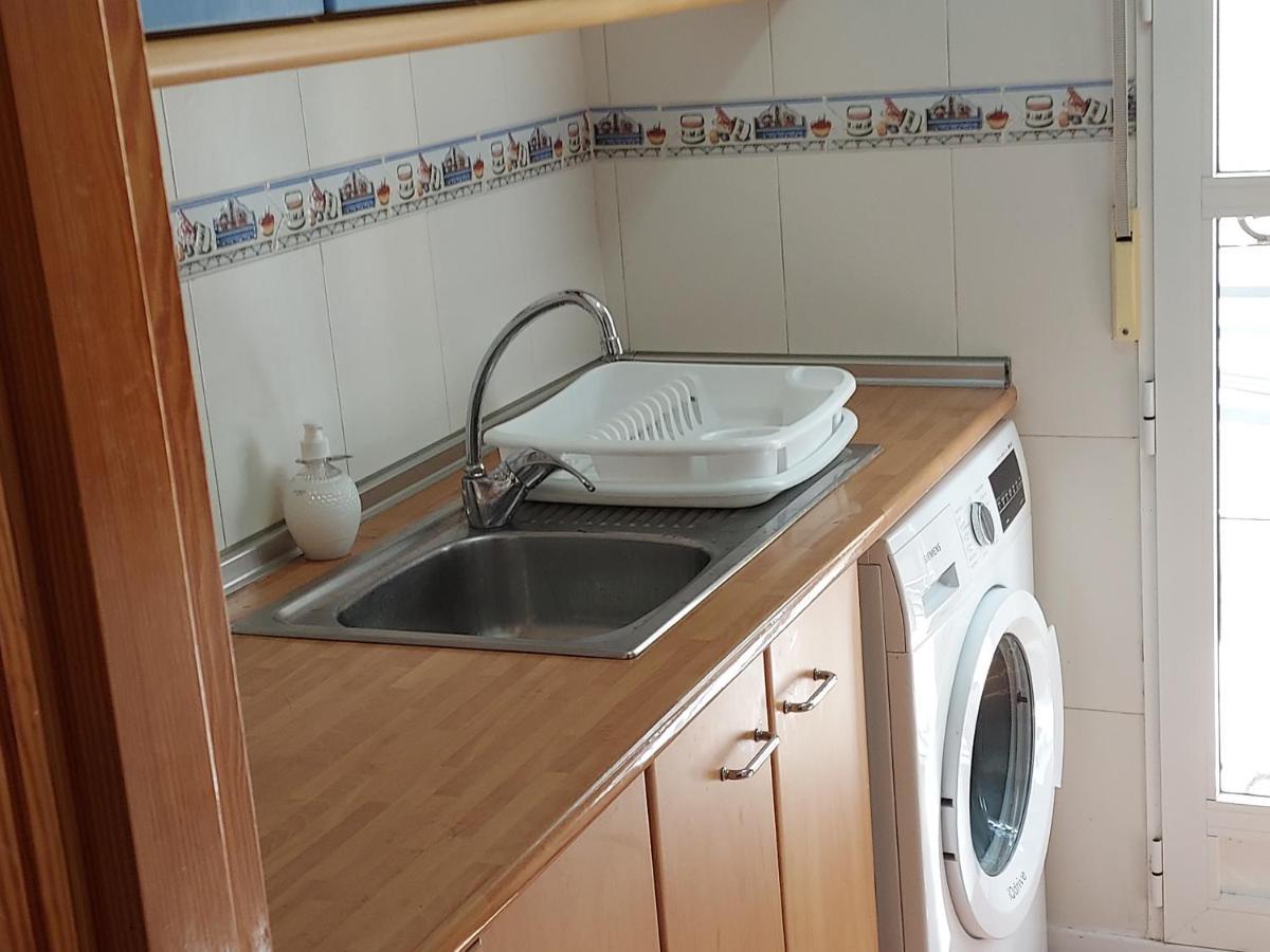 Orihuela - Sleeps 6 - Pool - Parking - Petfriendly Villa Bagian luar foto