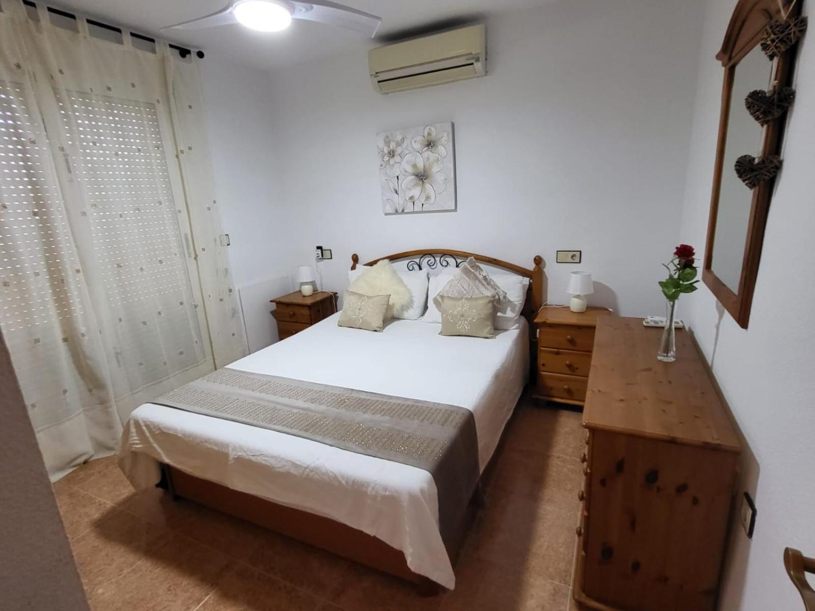 Orihuela - Sleeps 6 - Pool - Parking - Petfriendly Villa Bagian luar foto